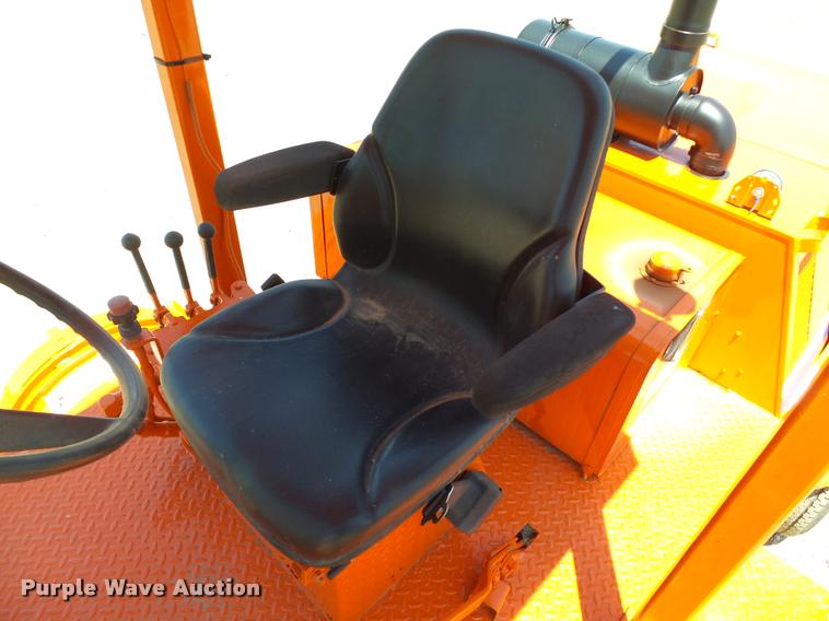 image for item DB4043 1995 Broce RJ300 broom