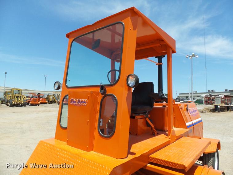 image for item DB4043 1995 Broce RJ300 broom