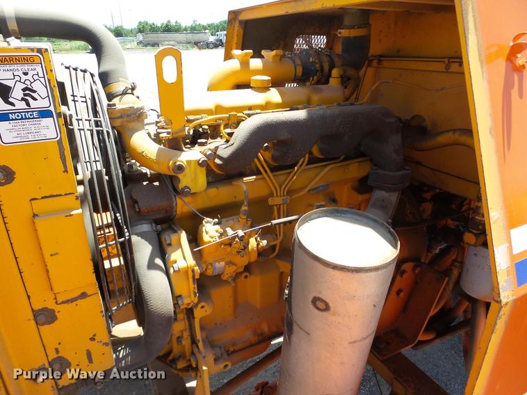 image for item DB4043 1995 Broce RJ300 broom