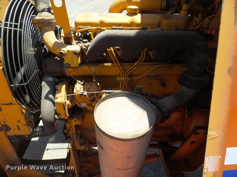 image for item DB4043 1995 Broce RJ300 broom