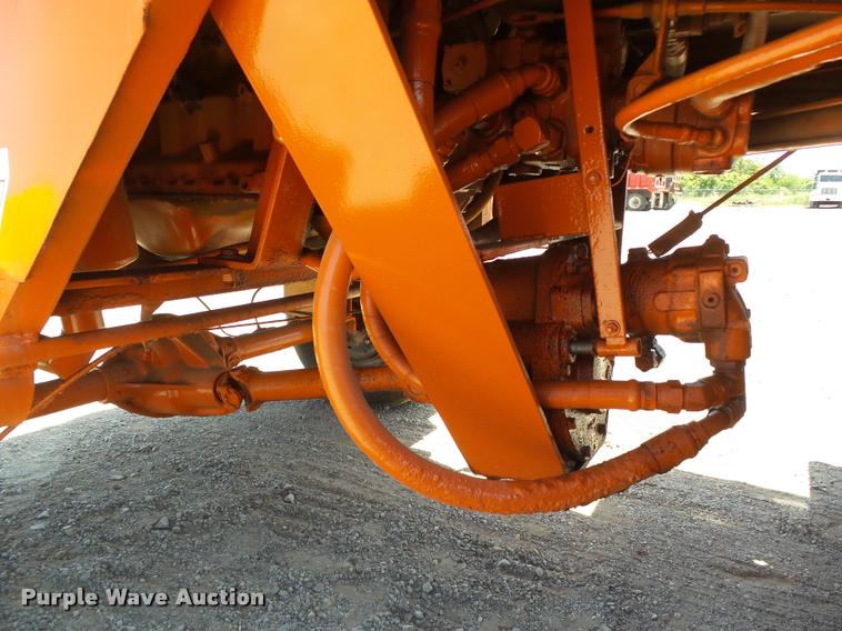 image for item DB4043 1995 Broce RJ300 broom