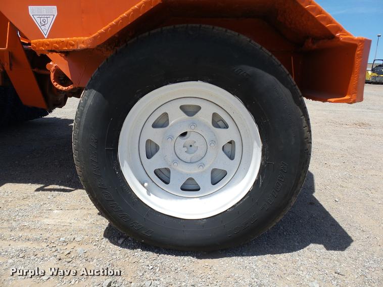 image for item DB4043 1995 Broce RJ300 broom