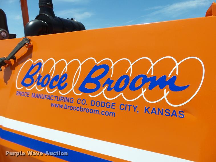 image for item DB4043 1995 Broce RJ300 broom