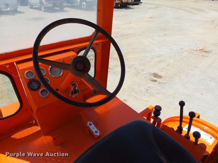 image for item DB4044 1992 Broce RJ300 broom