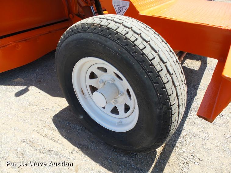 image for item DB4044 1992 Broce RJ300 broom