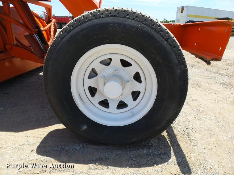 image for item DB4044 1992 Broce RJ300 broom