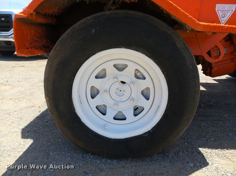 image for item DB4044 1992 Broce RJ300 broom