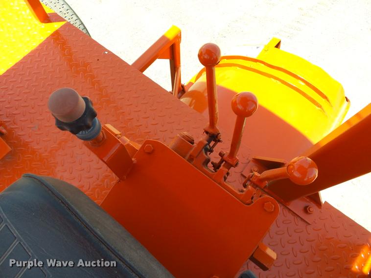 image for item DB4045 1995 Broce RJ300 broom