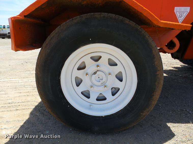 image for item DB4045 1995 Broce RJ300 broom