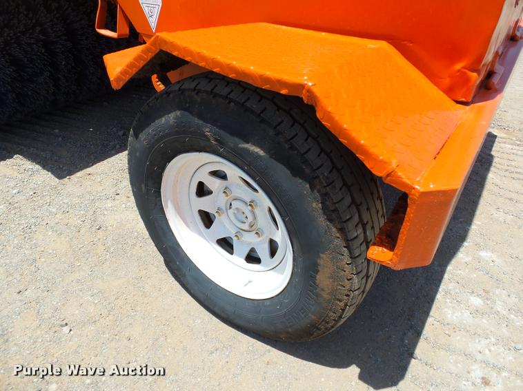 image for item DB4045 1995 Broce RJ300 broom