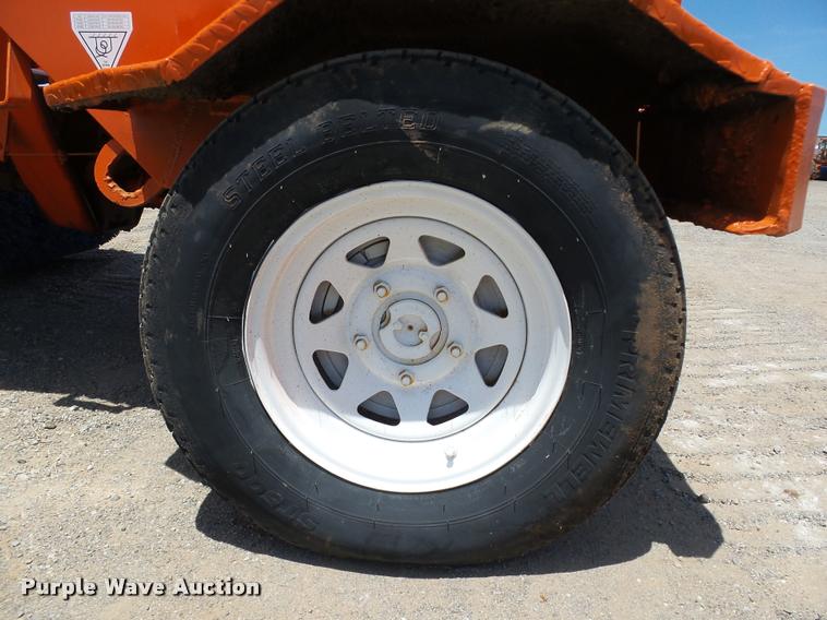 image for item DB4045 1995 Broce RJ300 broom