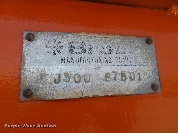 image for item DB4045 1995 Broce RJ300 broom