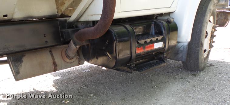 image for item DB5753 1999 International 4900 refuse truck