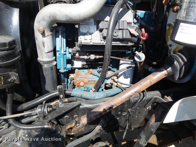 image for item DB5753 1999 International 4900 refuse truck