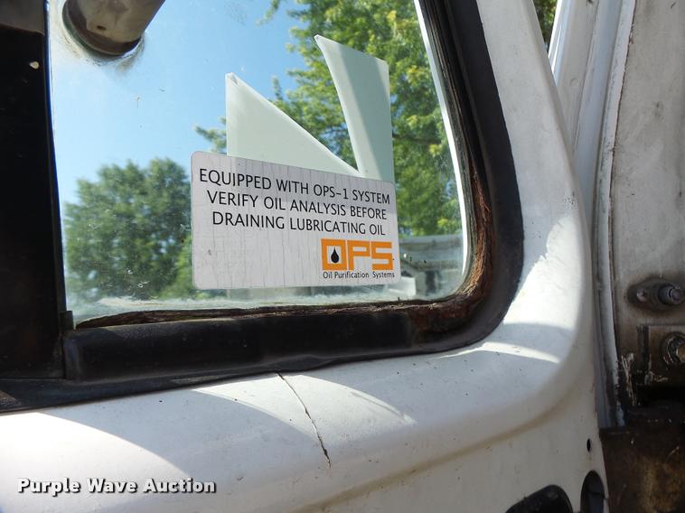 image for item DB5753 1999 International 4900 refuse truck