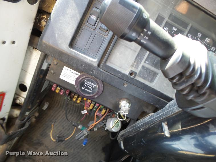 image for item DB5753 1999 International 4900 refuse truck