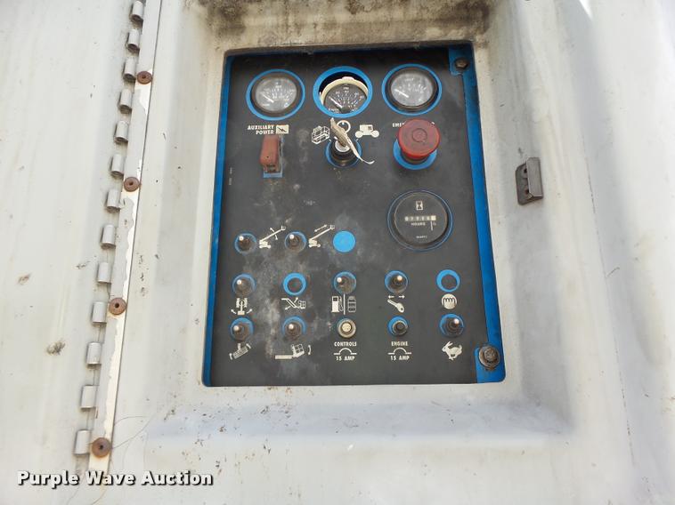 image for item DB5754 1995 Genie S60 boom lift