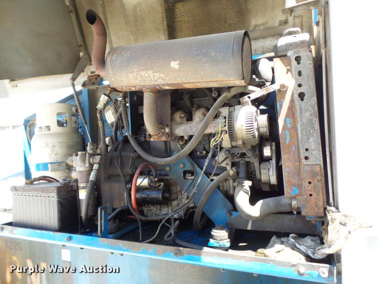 image for item DB5754 1995 Genie S60 boom lift