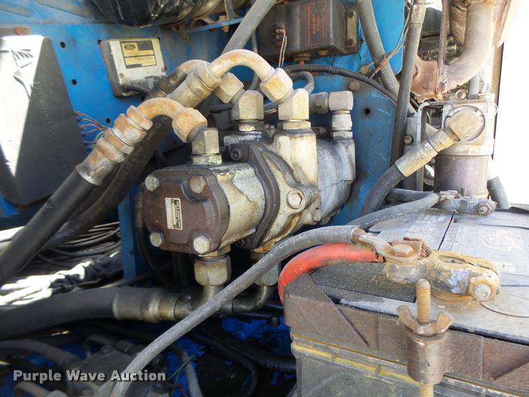 image for item DB5754 1995 Genie S60 boom lift