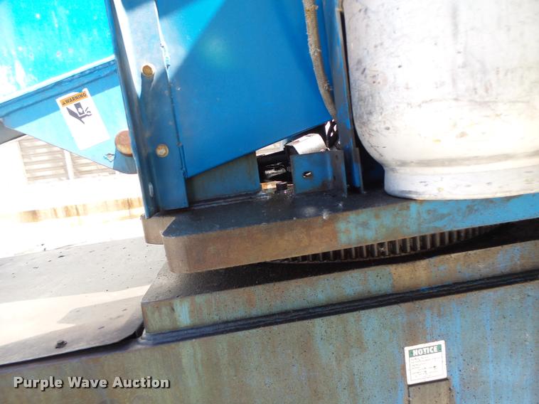 image for item DB5754 1995 Genie S60 boom lift