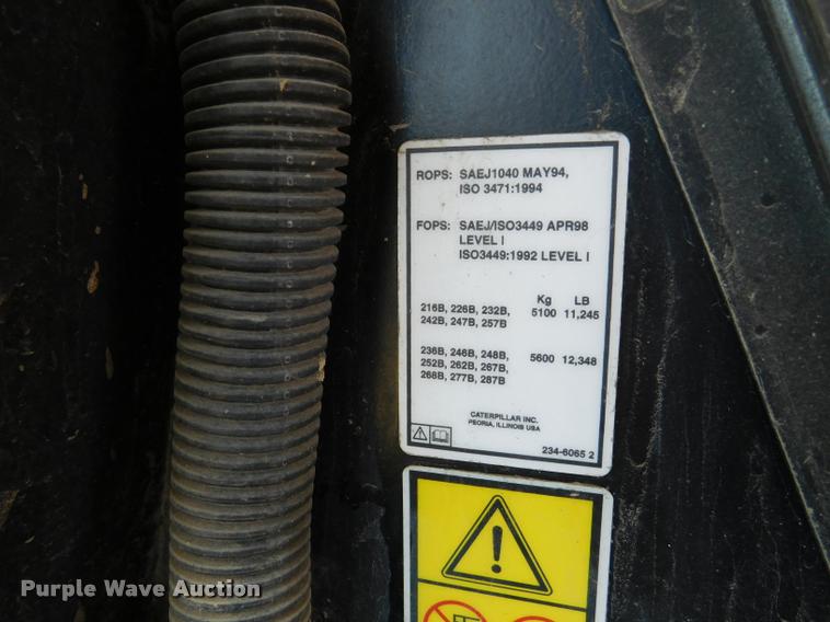 image for item DB9478 2004 Caterpillar 257B skid steer