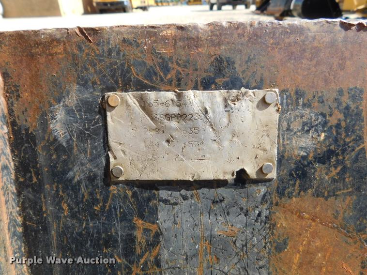 image for item DB9478 2004 Caterpillar 257B skid steer