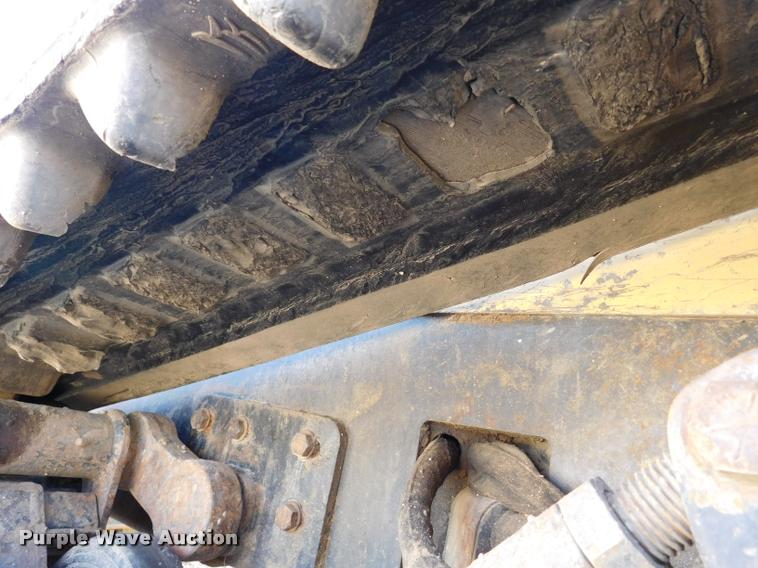 image for item DB9478 2004 Caterpillar 257B skid steer