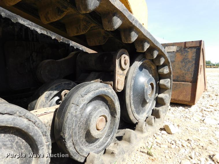 image for item DB9478 2004 Caterpillar 257B skid steer