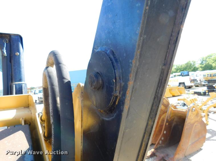 image for item DB9478 2004 Caterpillar 257B skid steer