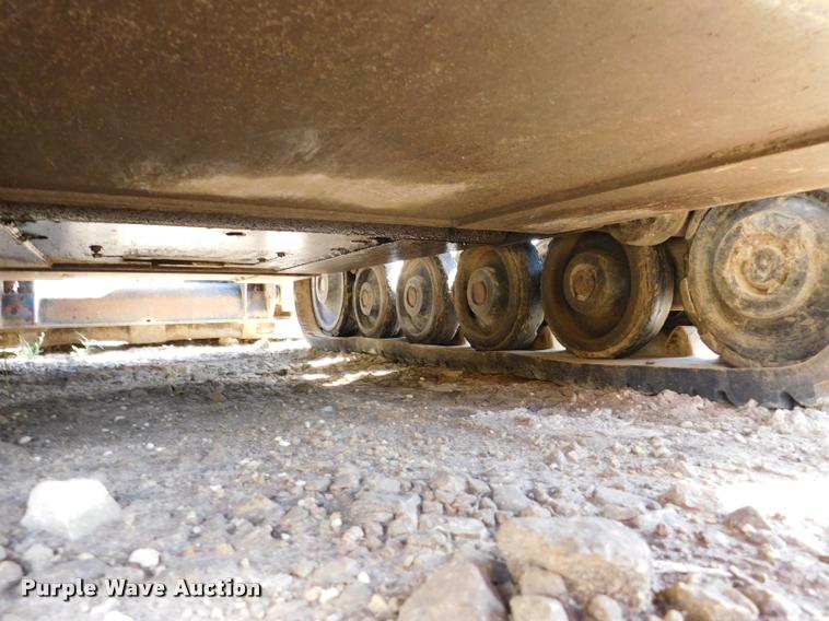 image for item DB9478 2004 Caterpillar 257B skid steer