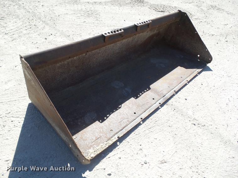 image for item DH9326 Bobcat skid steer bucket