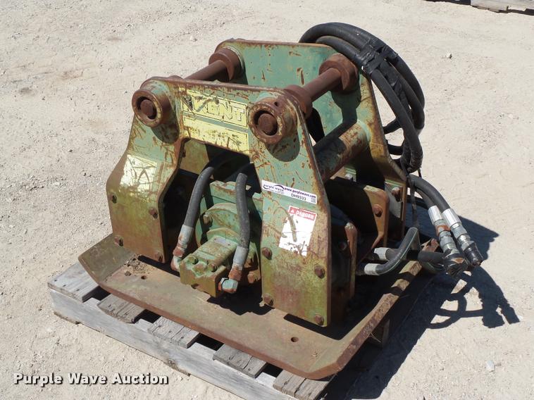 image for item DH9333 Kent KNP65 plate compactor