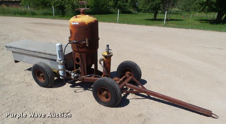 image for item DH9335 Hill Manufacturing sand blaster