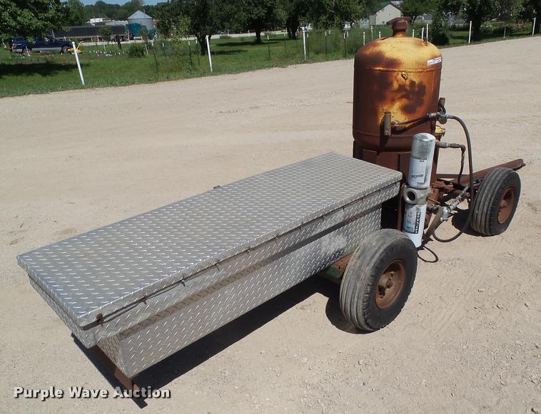 image for item DH9335 Hill Manufacturing sand blaster