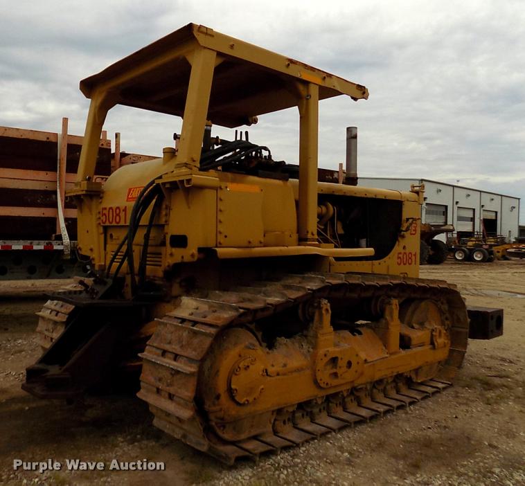 image for item DK9973 Caterpillar D7F dozer