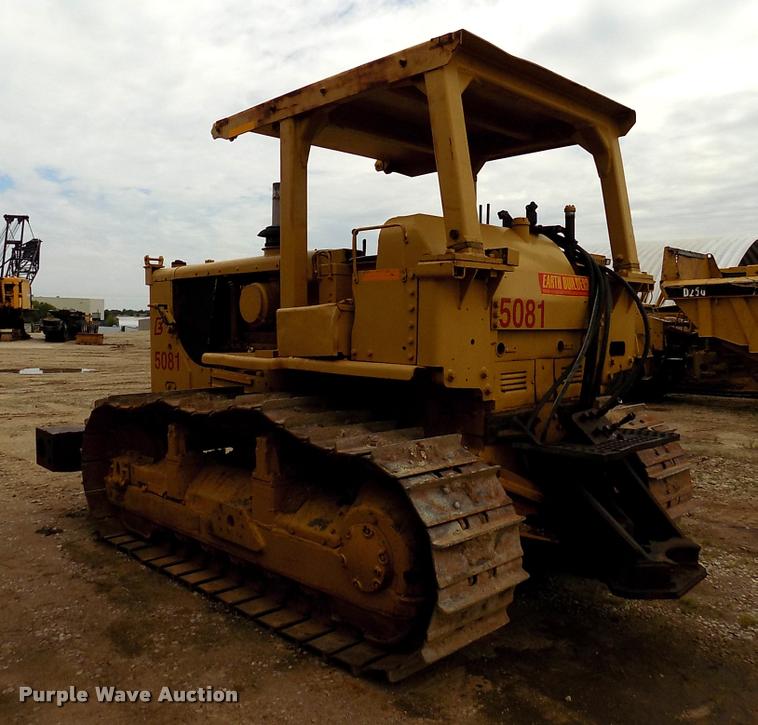 image for item DK9973 Caterpillar D7F dozer