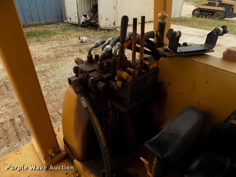 image for item DK9973 Caterpillar D7F dozer