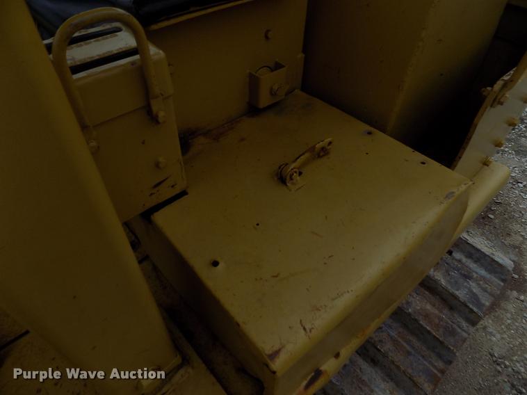 image for item DK9973 Caterpillar D7F dozer