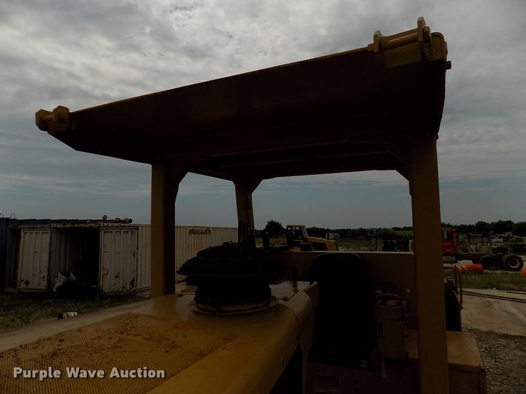 image for item DK9973 Caterpillar D7F dozer