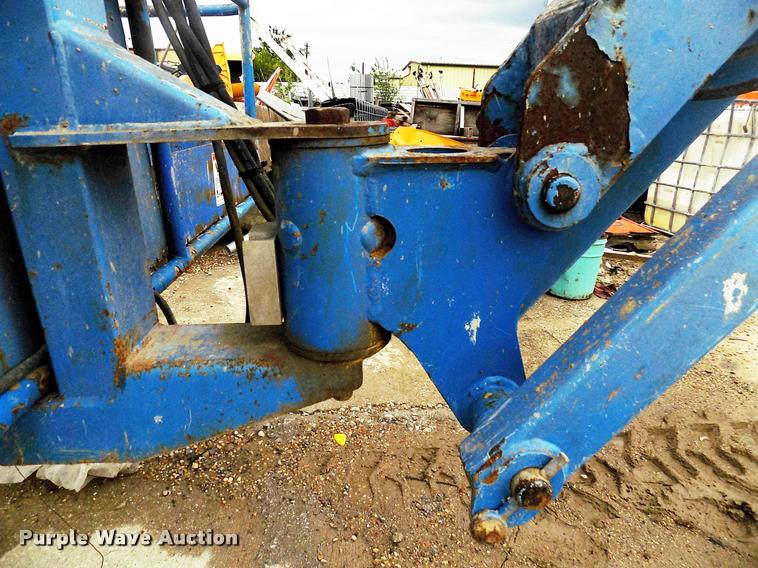 image for item DK9984 2001 Genie S65 boom lift