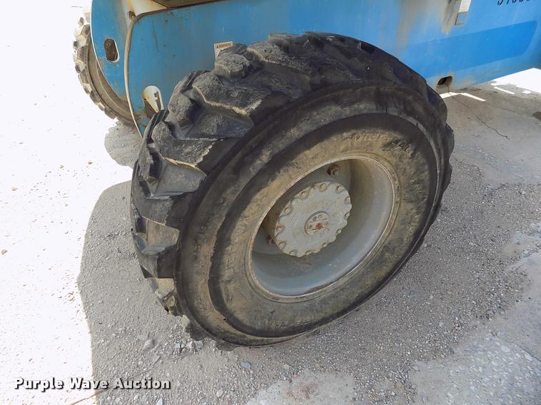 image for item DK9984 2001 Genie S65 boom lift