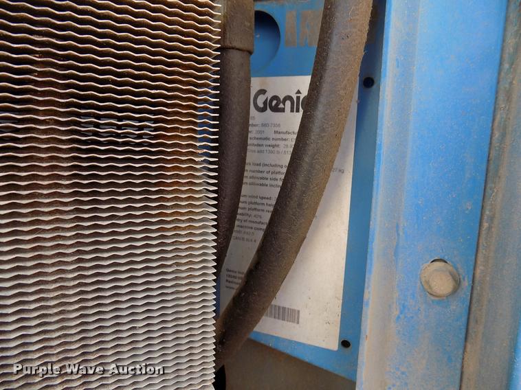 image for item DK9984 2001 Genie S65 boom lift