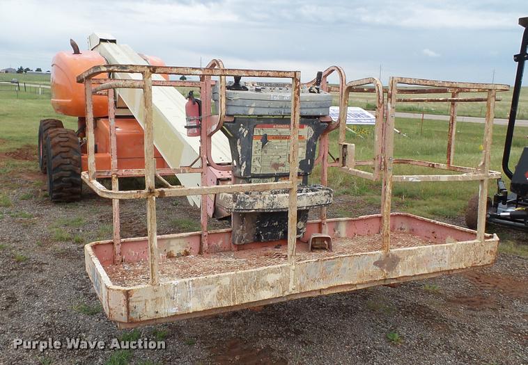 image for item DL9141 1999 JLG 600S boom lift
