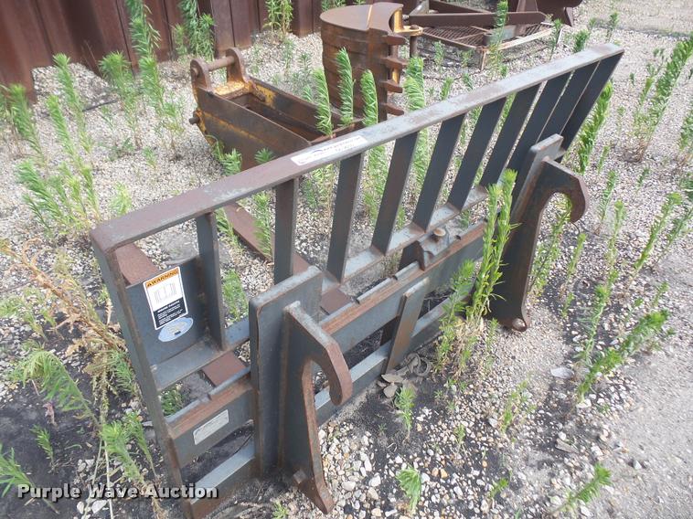 image for item DL9650 FFC 100420869 pallet fork attachment