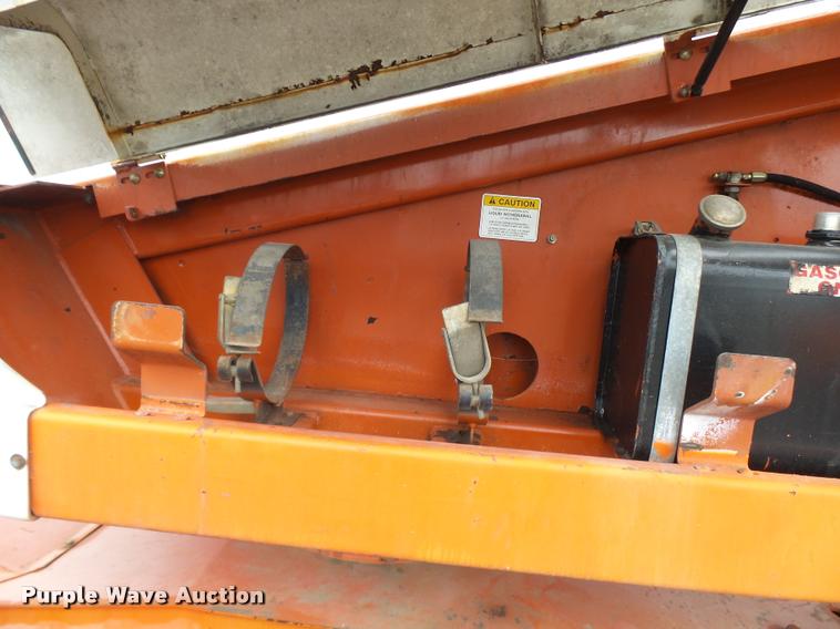 image for item K1888 2000 Snorkel TB60 boom lift