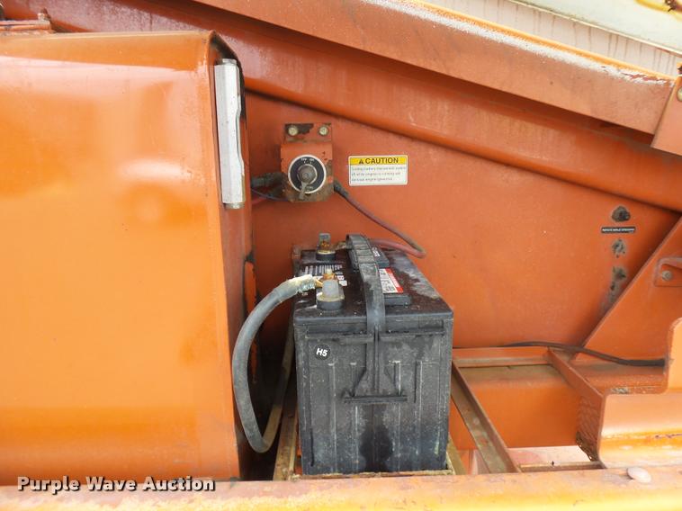 image for item K1888 2000 Snorkel TB60 boom lift
