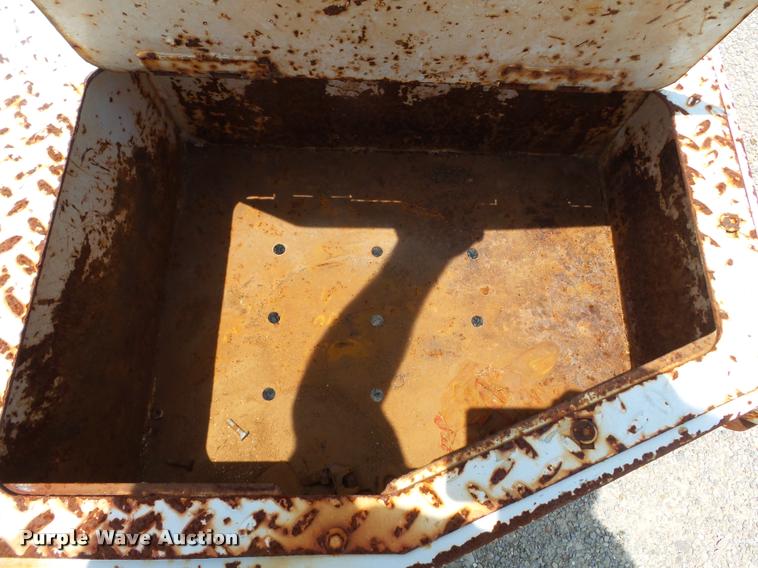 image for item K3272 2003 Freightliner FL80 digger derrick truck