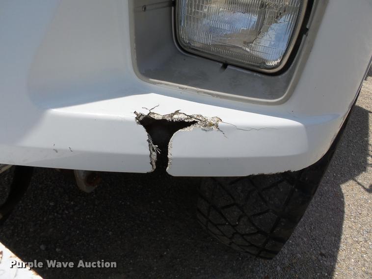 image for item K3272 2003 Freightliner FL80 digger derrick truck