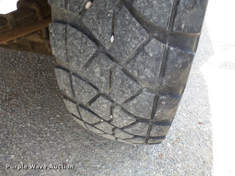 image for item K3272 2003 Freightliner FL80 digger derrick truck