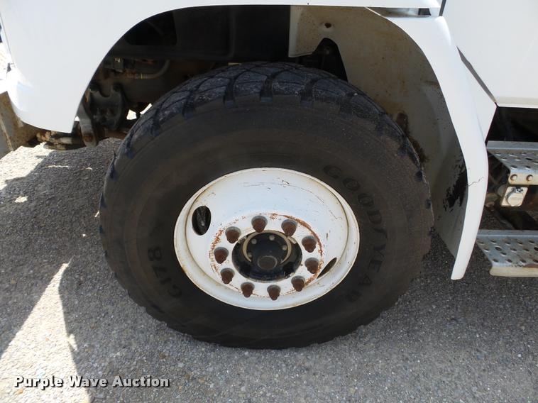 image for item K3272 2003 Freightliner FL80 digger derrick truck